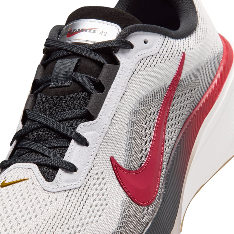 Nike Pegasus 42 running shoes "Summit White & Fusion Red" | Men | Running | 07 | SPORTSHOWROOM