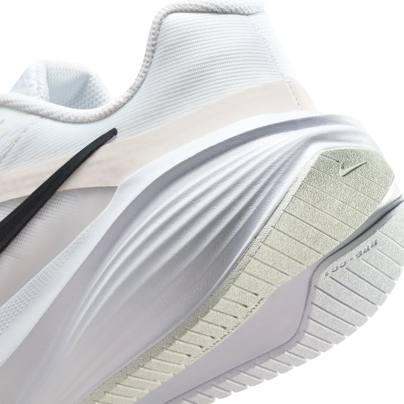 Обувки Nike Downshifter 14 "White & Anthracite" | Мъже | Бягане | 08 | SPORTSHOWROOM