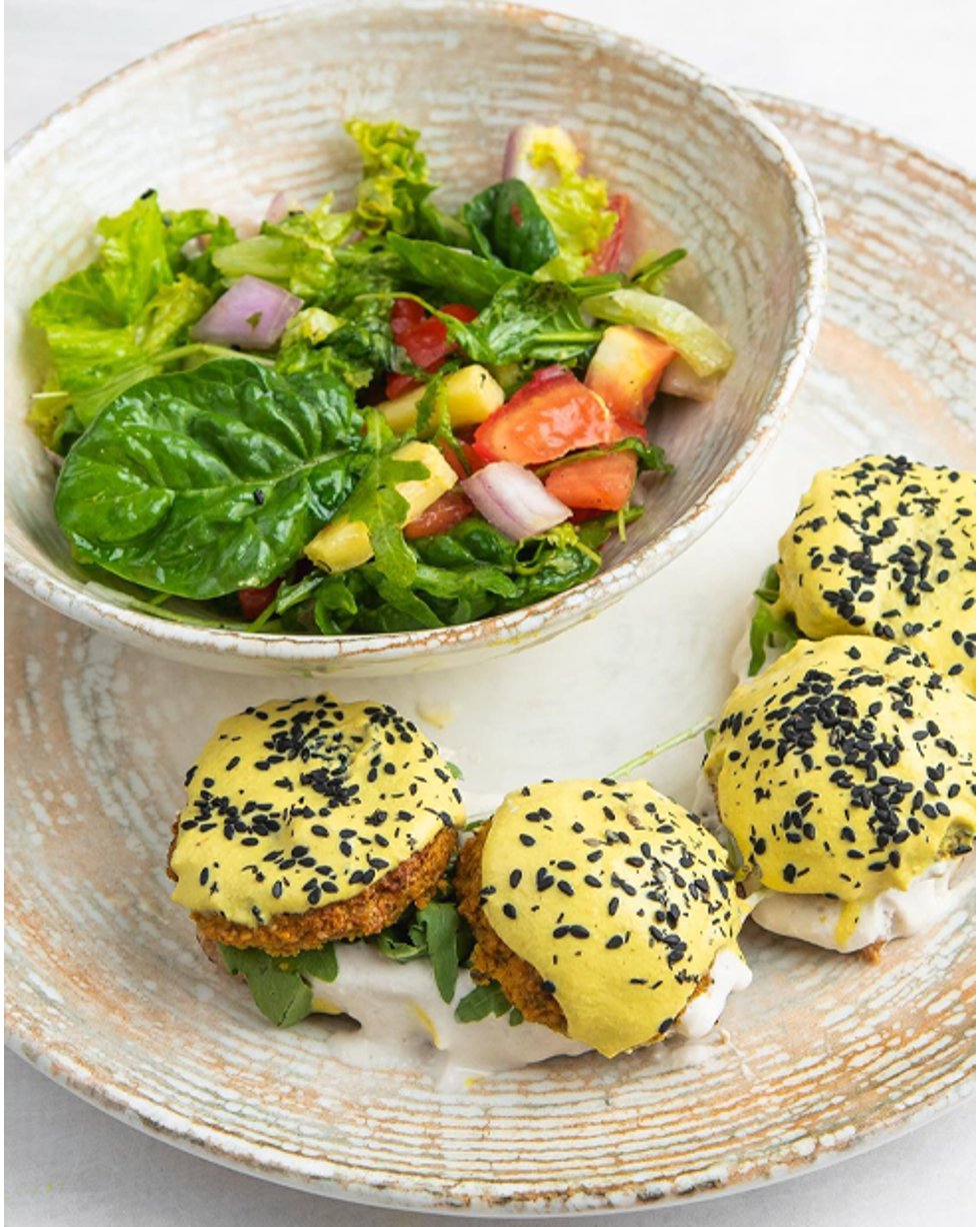 Eat Healthy ANQY45XUA4DCOUFU5 01