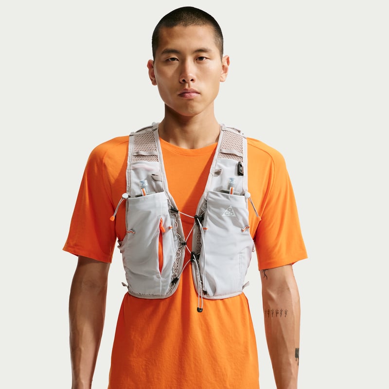 Nike ACG GOAT Pack Gilet (5L) Jacket "Grey Fog & Safety Orange" | Men & Women | | 01 | SPORTSHOWROOM