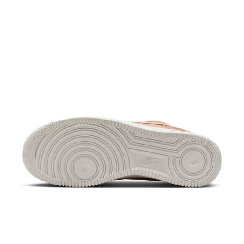 Nike Air Force 1 '07 LX DV7186-200 02