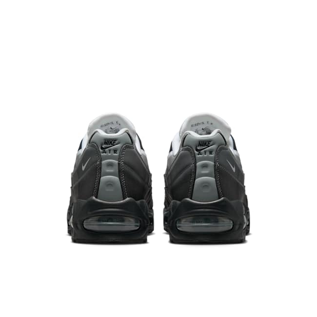 Nike Air Max 95 x Yu-Gi-Oh! II7404-100 06