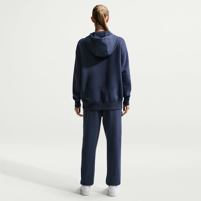Nike Caitlin Clark Phoenix Fleece Hose "Midnight Navy & University Red" | Damen | Sportstyle & Basketball | 07 | SPORTSHOWROOM