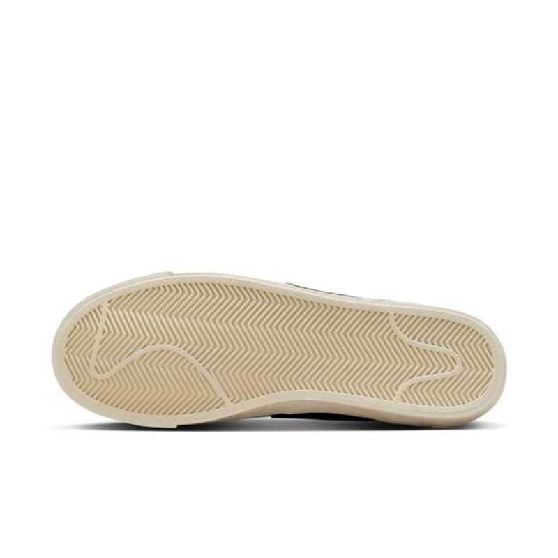 Nike Blazer Low Jumbo FZ6773-100 02