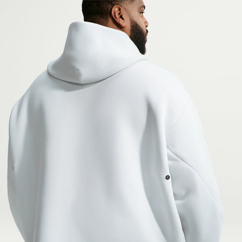 Nike Tech Fleece IF1319-101 08