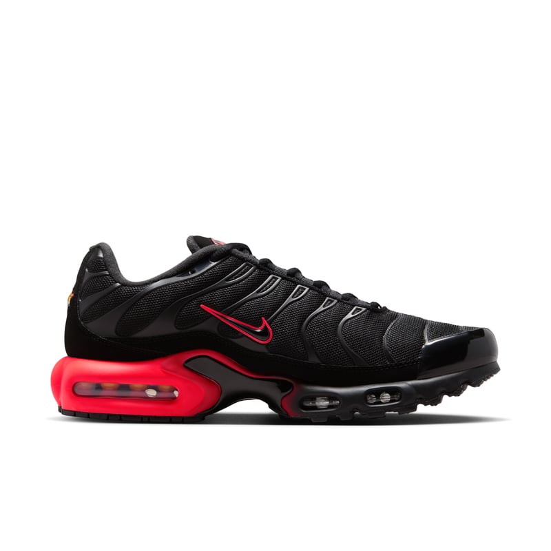 Superge Nike Air Max Plus "Black & Bright Crimson" | Moški | Sportstyle | 03 | SPORTSHOWROOM