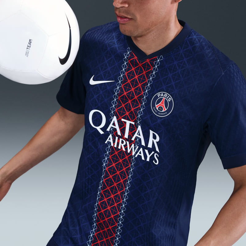 Nike Paris Saint-Germain 2025/26 Match Home Dri-FIT ADV HJ4547-411 03