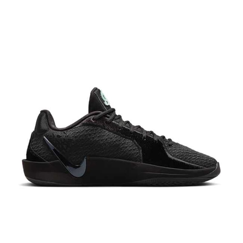 Nike Sabrina 2 IB3871-001 03