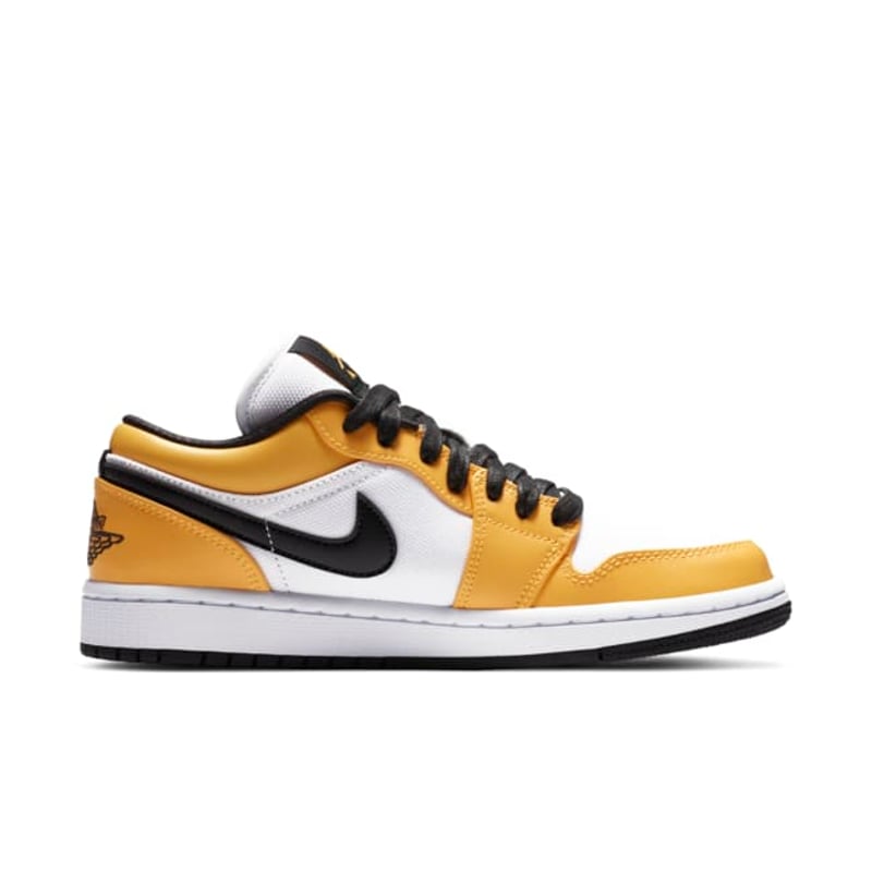 Jordan 1 Low CZ4776-107 03