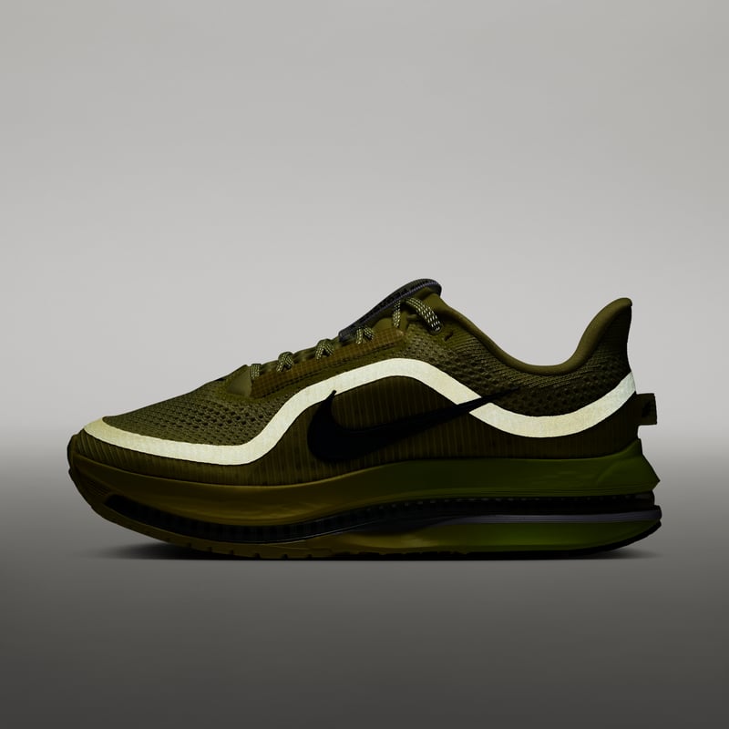 Nike Pegasus Premium runners "Fennel & Lemon Venom" | Women | Running | 09 | SPORTSHOWROOM