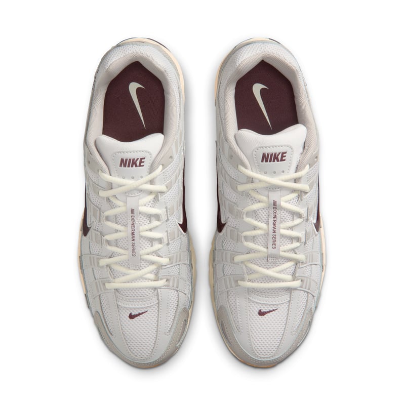 Nike P-6000 sneakers "College Grey & Burgundy Crush" | Herre | Sportstyle | 03 | SPORTSHOWROOM