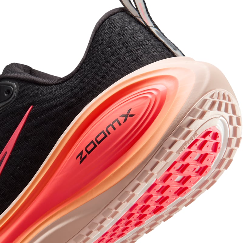 Nike Vomero Plus HV8154-010 08