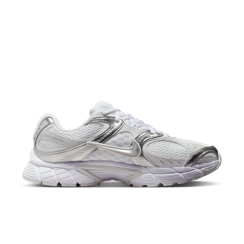 Sneakersy Nike V5 RNR "White & Metallic Platinum" | Kobiety | Sportstyle | 03 | SPORTSHOWROOM