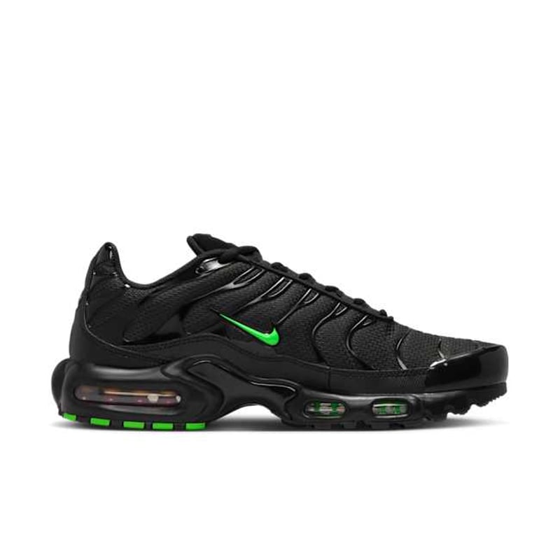 Nike Air Max Plus DM0032-024 03