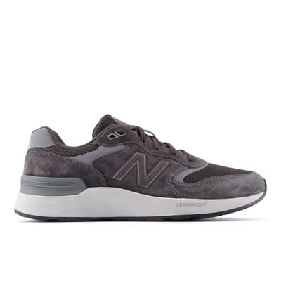 Tekaški copati New Balance Fresh Foam 880v7 "Black Cement & Black" | Moški | Tek | 00 | SPORTSHOWROOM
