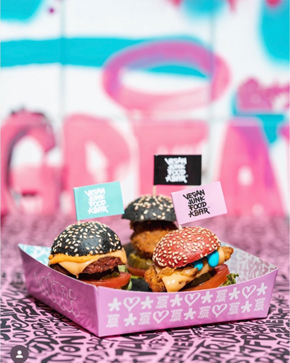 Vegan Junk Food Bar 588 09