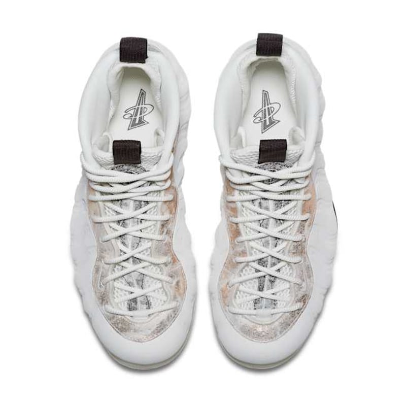 Nike Air Foamposite One AA3963-101 04