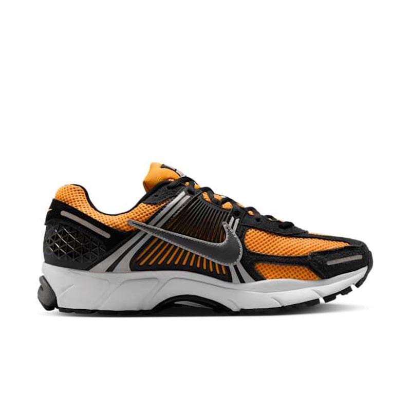 Nike Zoom Vomero 5 IF6211-700 03