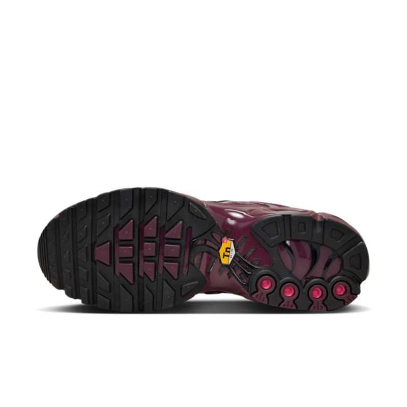 Nike Air Max Plus SE HJ9743-600 02