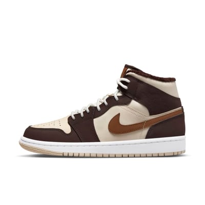 Jordan 1 Mid SE DO6699-200