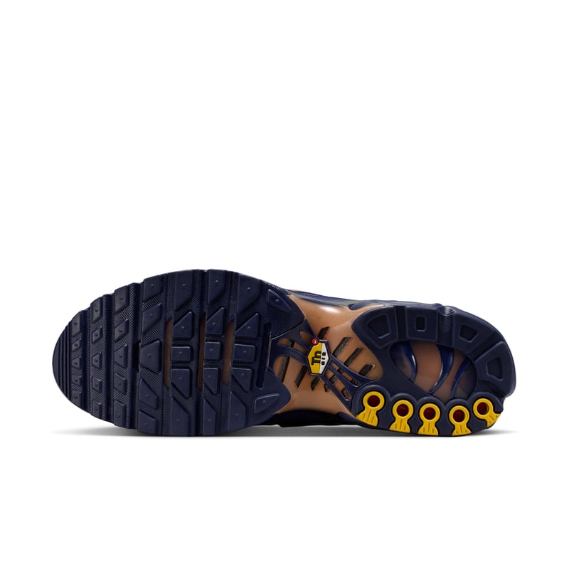 Baskets Nike Air Max Plus OG "French Football Federation" | Homme | Sportstyle | 02 | SPORTSHOWROOM