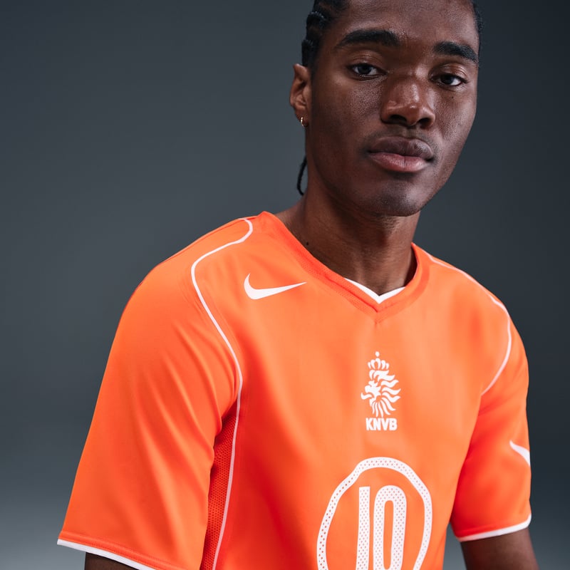 Nike Netherlands 2004 Total 90 Reissue Replica Shirt "Ruud van Nistelrooy" | Men | SportStyle | 03 | SPORTSHOWROOM