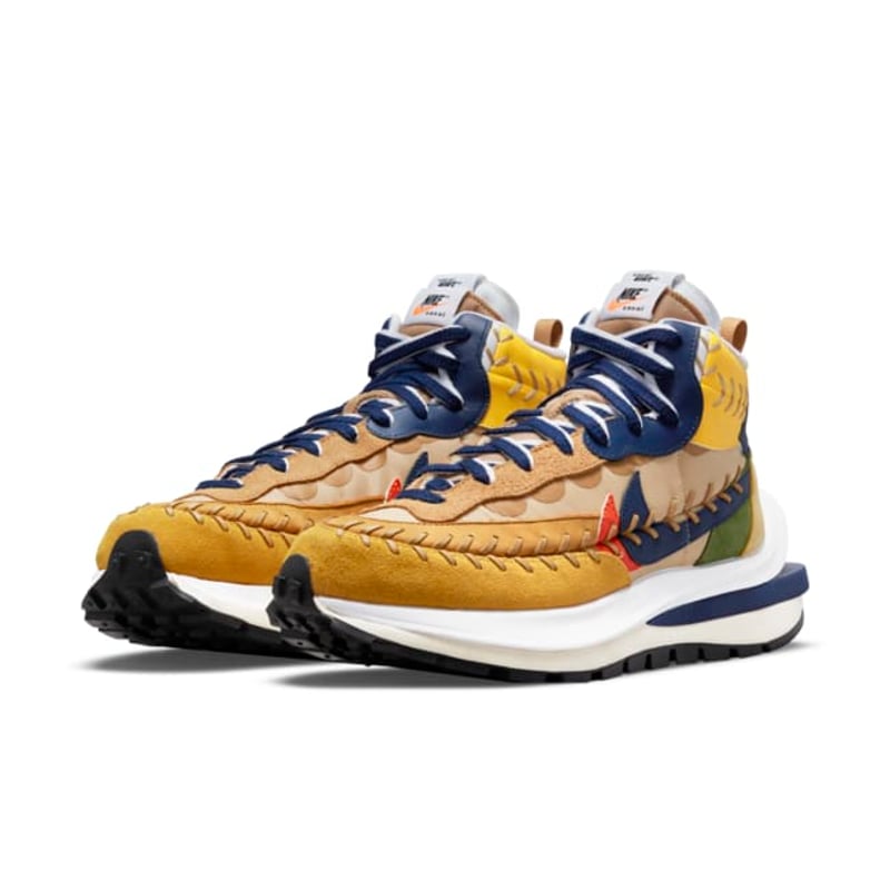 Nike VaporWaffle x sacai x Jean Paul Gaultier DH9186-200 05
