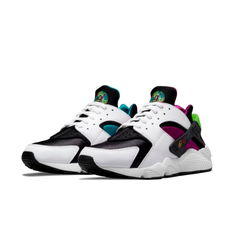 Nike Air Huarache DM8152-100 05