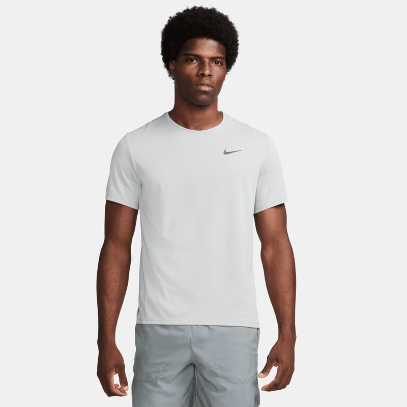 Majica Nike Miler Dri-FIT "Grey Fog & Particle Grey" | Moški | Tek | 01 | SPORTSHOWROOM
