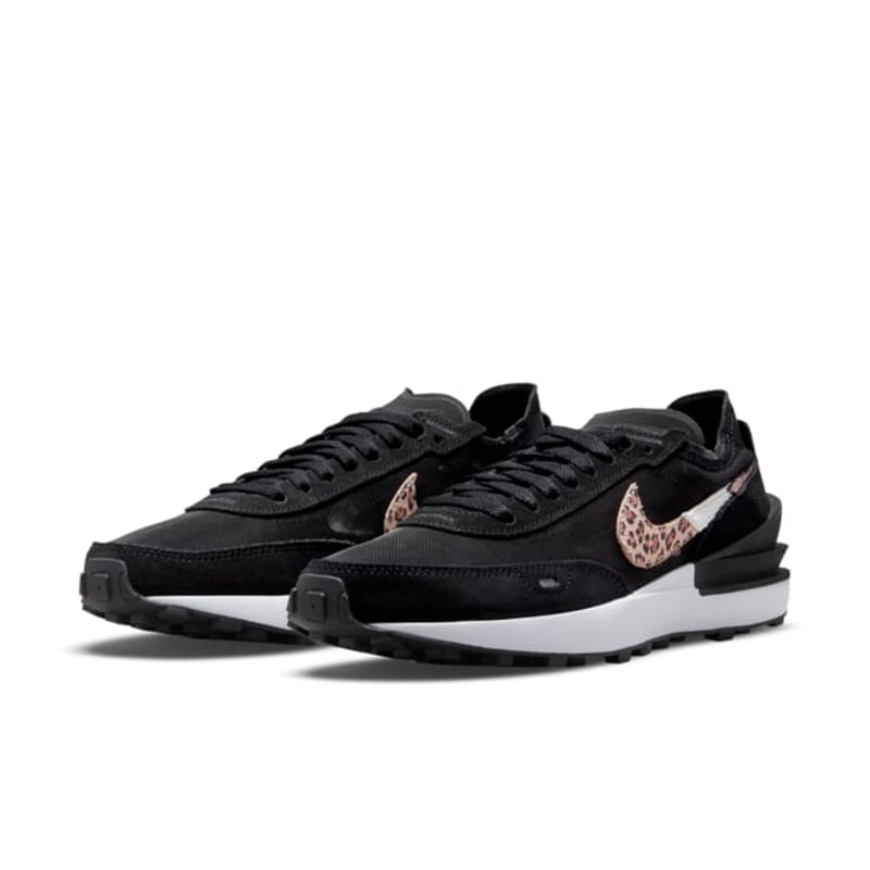 Nike Waffle One SE DJ9776-001 05