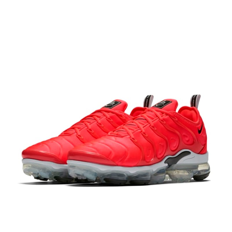 Nike Air VaporMax Plus 924453-602 05
