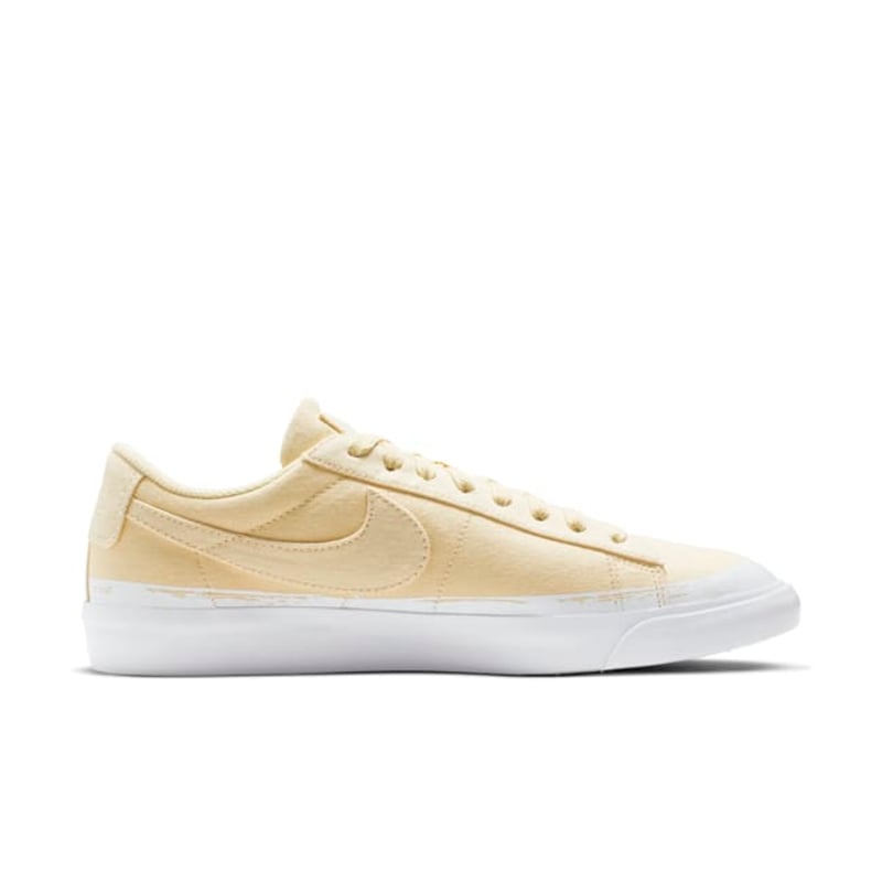 Nike SB Blazer Low Canvas CJ0692-100 03