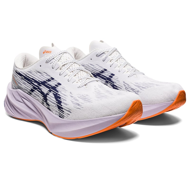 ASICS Novablast 3 1011B458-103 02