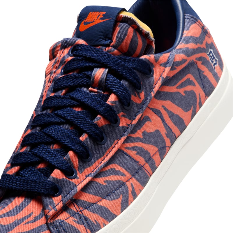 Nike Blazer Low x Book ‘Anniversary Pack’ trainers "Safety Orange & Blue Void" | Men | SportStyle | 07 | SPORTSHOWROOM