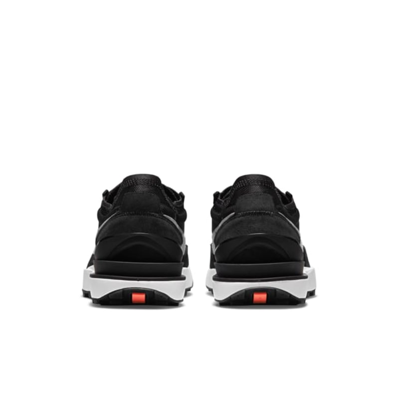 Nike Waffle One DC2533-001 06