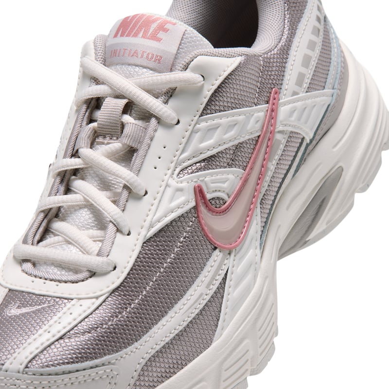 Nike Initiator Sneaker "Phantom & Rust Pink" | Damen | Sportstyle | 07 | SPORTSHOWROOM