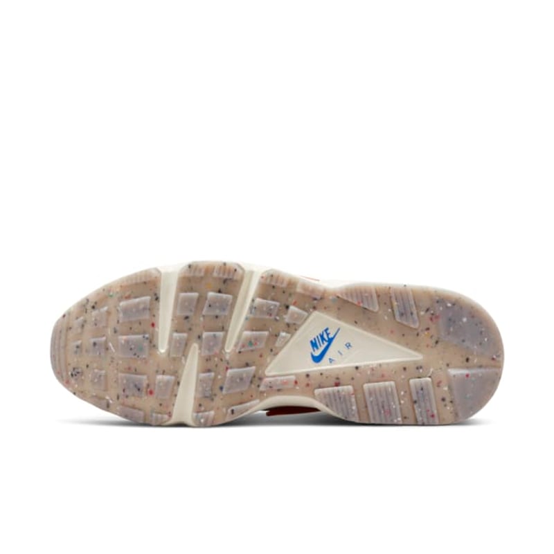 Nike Air Huarache Premium DV0781-001 02