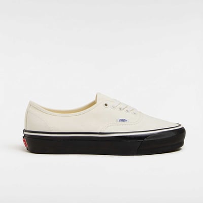 Vans Premium Authentic VN000EBNYB2