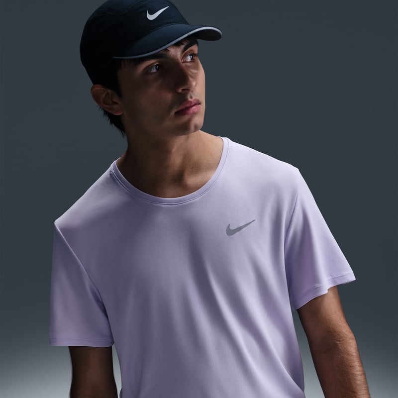 Majica Nike Miler Dri-FIT "Hydrangeas" | Moški | Tek | 01 | SPORTSHOWROOM