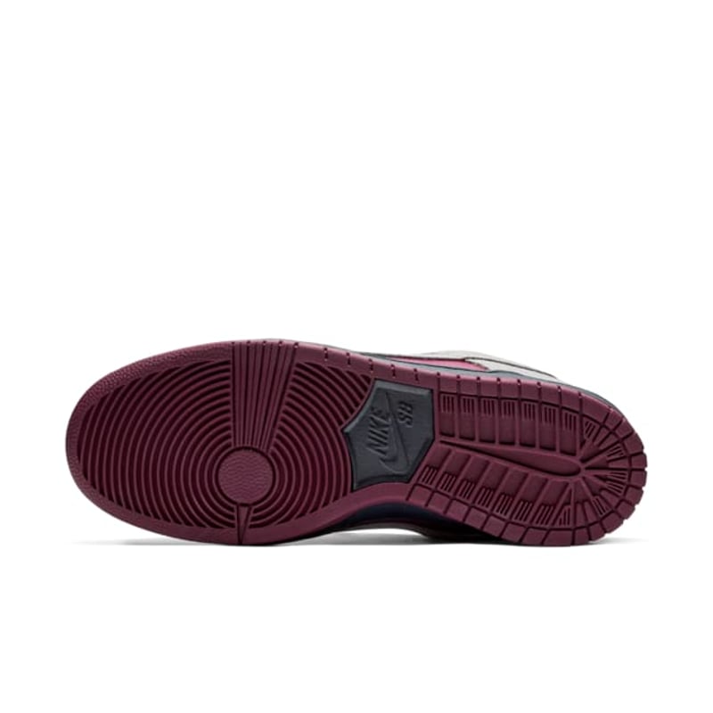 Nike SB Dunk Low BQ6817-001 02