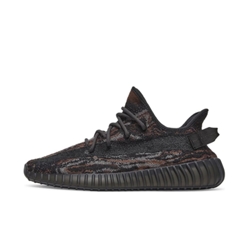 Yeezy Boost 350 V2 GW3774 01