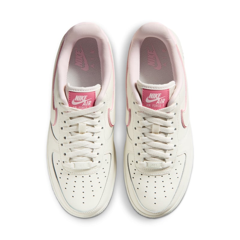 Zapatillas Nike Air Force 1 '07 Essential "Sail & Pink Foam" | Mujer | Estilo deportivo | 03 | SPORTSHOWROOM