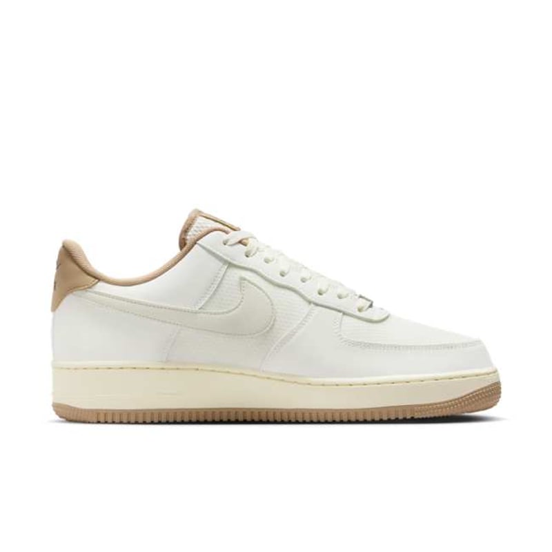 Nike Air Force 1 '07 LV8 FZ5225-100 03