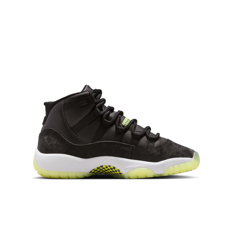 Jordan 11 Retro IB1378-001 03