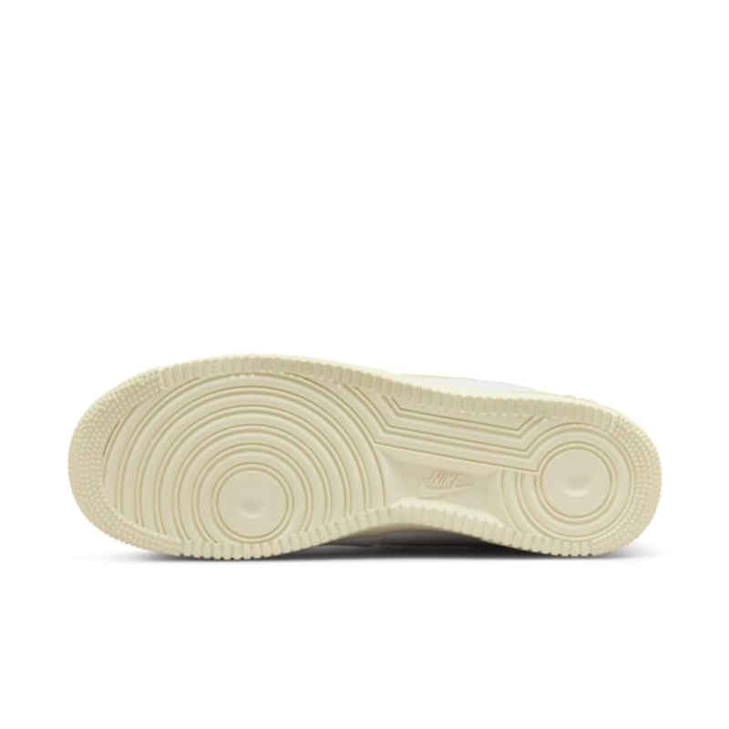 Nike Air Force 1 '07 LX DC8894-100 03