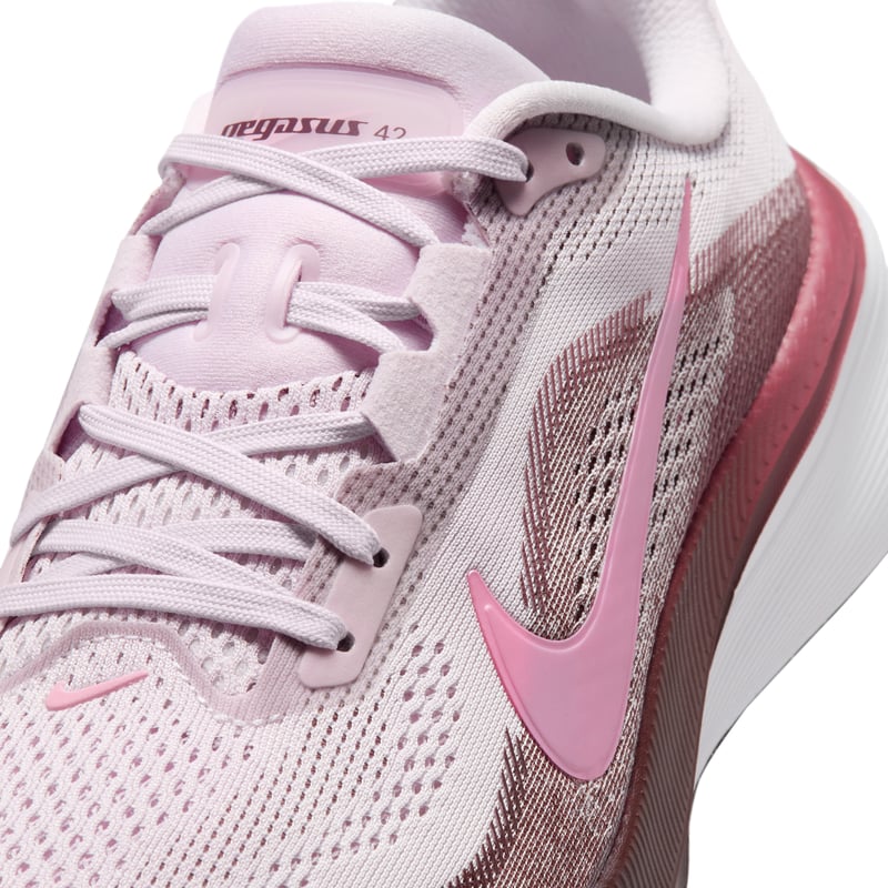 Nike Pegasus 42 hardloopschoenen "Bleached Lilac & Mystic Dates" | Dames | Hardlopen | 07 | SPORTSHOWROOM