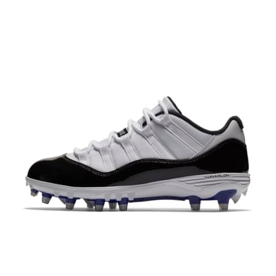 Jordan 11 Low Cleat AO1560-123