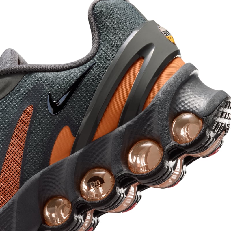 Tenisky Nike Air Max Dn8 "Dark Grey & Orange Frost" | Muži | Sportstyle | 08 | SPORTSHOWROOM