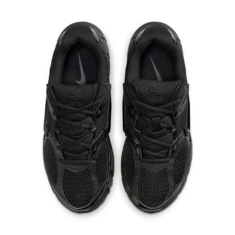 Nike V5 RNR HQ7901-001 04