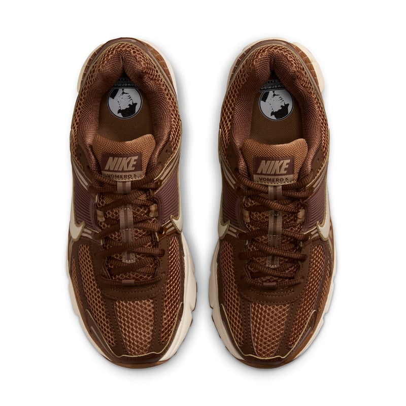 Nike Zoom Vomero 5 trainers "Cacao Wow & Dark Driftwood" | Women | SportStyle | 03 | SPORTSHOWROOM